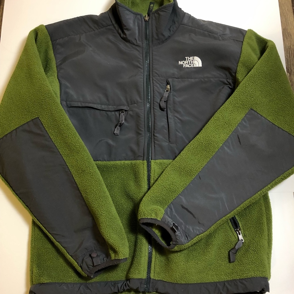 North face fleece zip up jacket